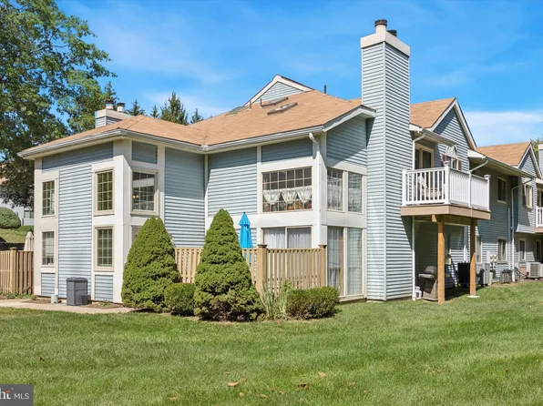 44 Brookside Ct #44, Horsham, PA 19044