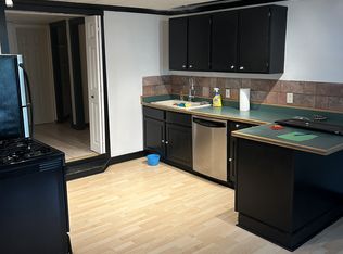 14 1st Ave #1, Dudley, MA 01571