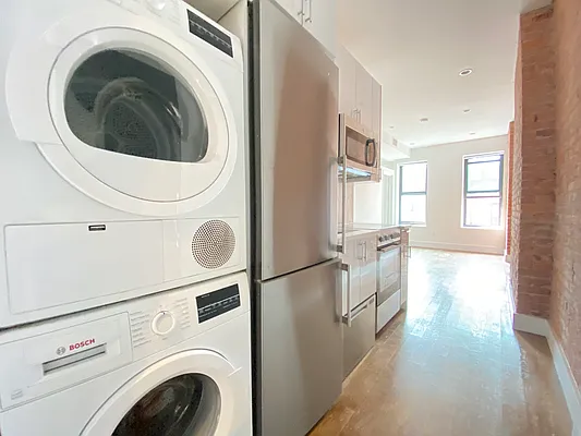 Rented by REAL New York | media 10