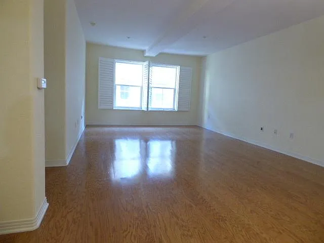 2 bed, 1332 sqft, $3,795 — Photo 3