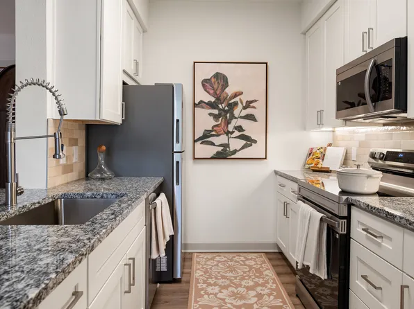 Cortland Hickory Hollow