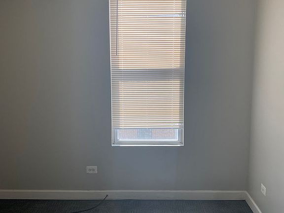 3rd image of 4429 W Adams St