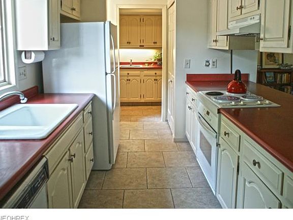 4th image of 10870 Fawn Meadow Ln