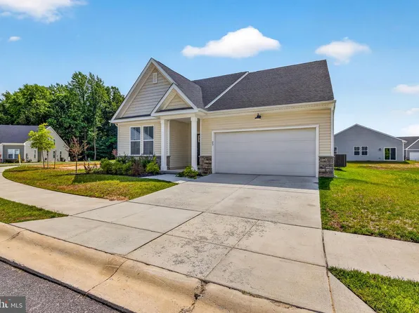 23 Carney Ct, Dover, DE 19904