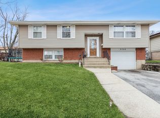 3326 Tulip Dr, Hazel Crest, IL 60429