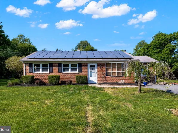 14 N Pemberton Rd, Pemberton, NJ 08068