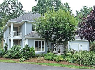 20880 Channel Ct, Sterling, VA 20165