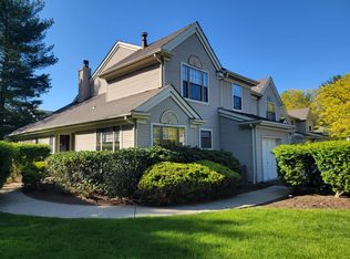 121 Frank Ct, Mahwah, NJ 07430