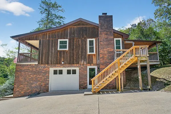 4 bed, 2134 sqft, $2,800 — Photo 3