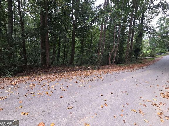 4th image of 3828 Lance Dr