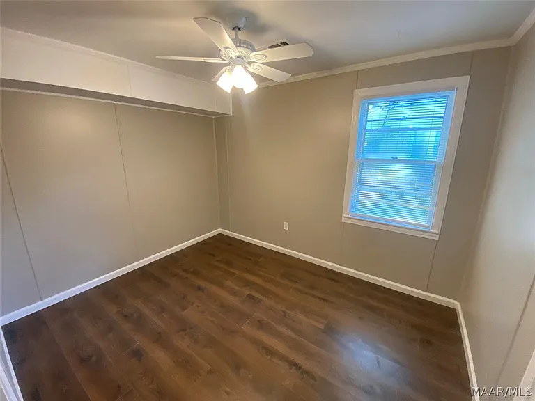 3540 Farwood Dr — Photo 12