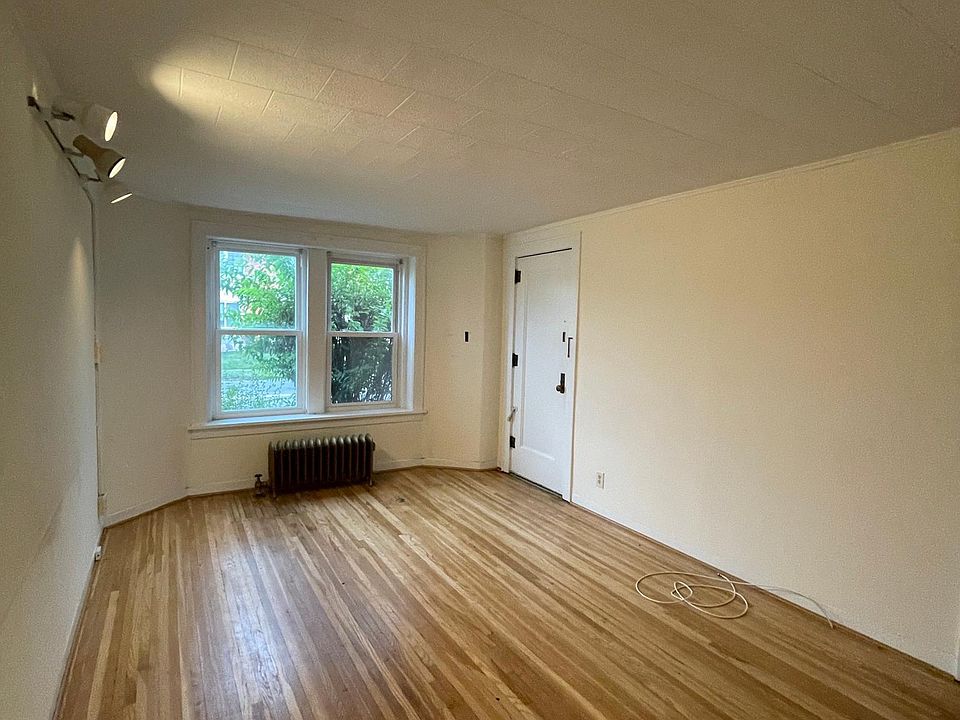 1170 Kenmore Ave Buffalo NY Zillow