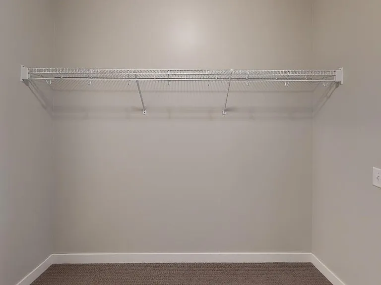 Red44 Luxury Apartments | Specials Available — Photo 67