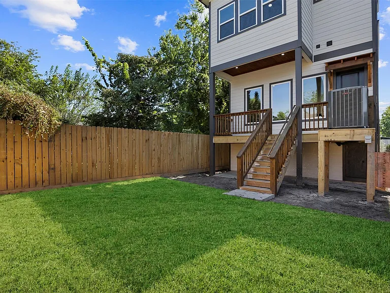 5949 Collingsworth St — Photo 26