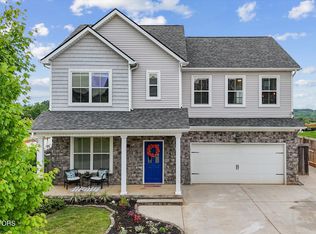 1026 Carter Ridge Dr, Knoxville, TN 37924