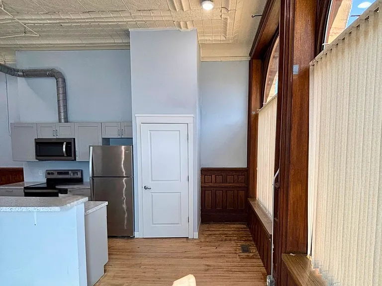 104 N Prairie St #1A — Photo 7