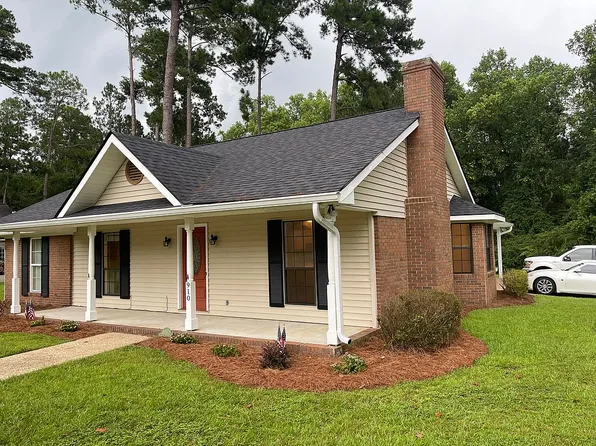 910 Cardinal Dr, Cairo, GA 39828