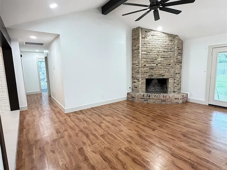 7007 Pine Grove Dr — Photo 4