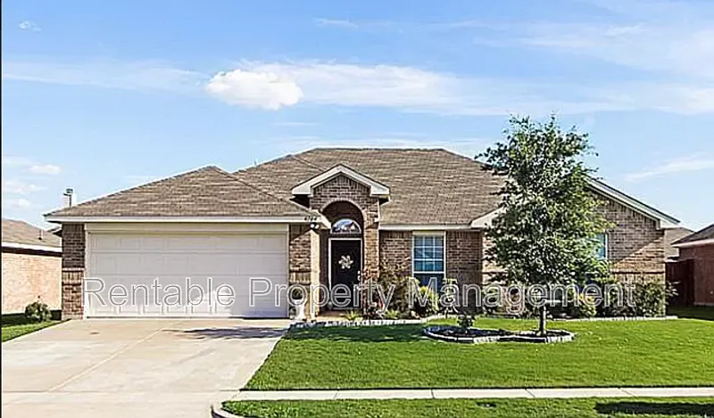 4704 Sailboat Dr
