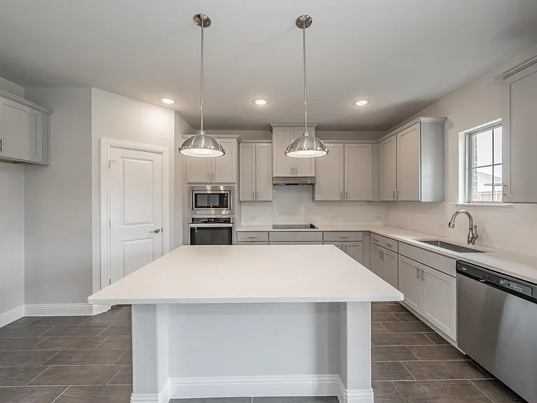 224 Gardenia Dr — Photo 11