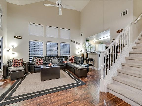 5th image of 749 Ashford Dr