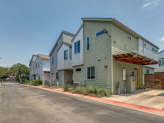 2nd image of 330 Clay St #4