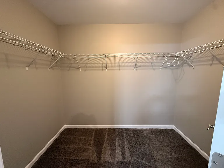 270 Mabdarin Dr — Photo 20