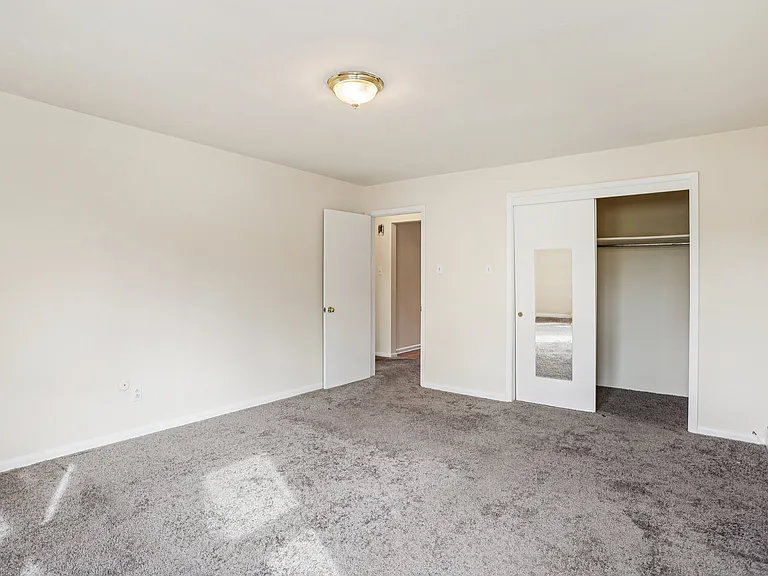 Ridley Station Apartments — Photo 5