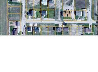 513 W 14th St, Hardin, MT 59034