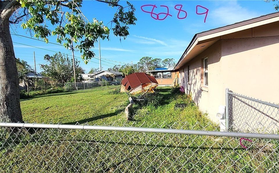 1st image of 8289 Pelican Rd