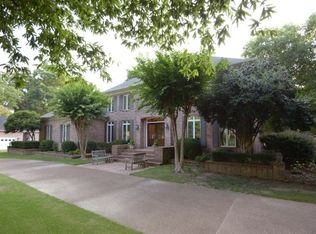 67 White Plains Dr, Jackson, TN 38305