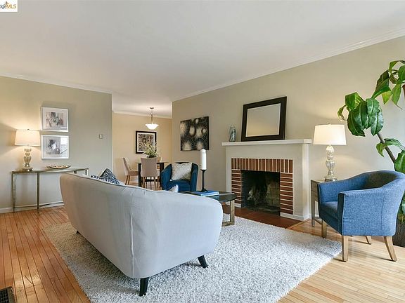4th image of 1812 Santa Clara St