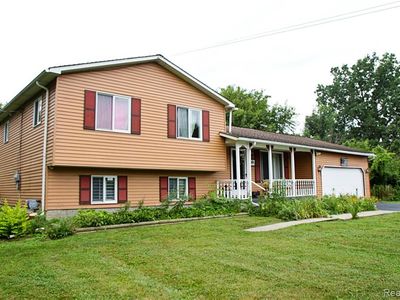 6245 Calkins Rd, Flint, MI, 48532