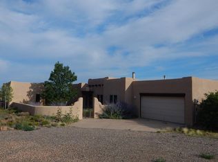 6 Gaviota Rd, Santa Fe, NM 87508