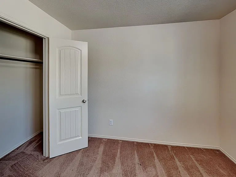 7605 Lake Vista Way — Photo 11