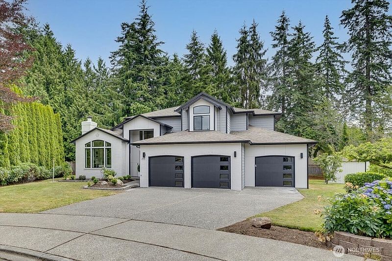 2nd image of 2700 234th Street SW