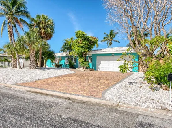 4222 Miller Dr, Saint Pete Beach, FL 33706