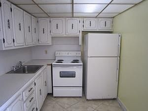 5th image of 2300 NE 1st Ln APT 205