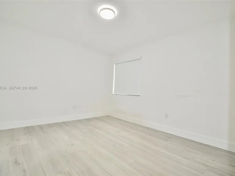3018 SW 25th Ter #3018 — Photo 12