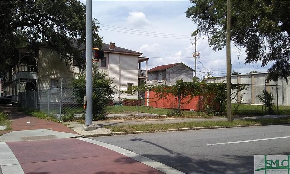 2nd image of 418 W Anderson St