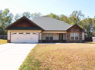 12 Summershade Ct, Fort Mitchell, AL 36856