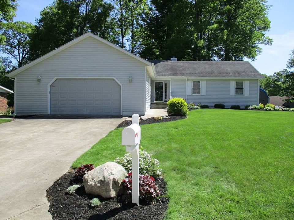 1st image of 312 N Manor Dr