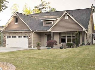 10 Leland Cypress Ct, Simpsonville, SC 29681