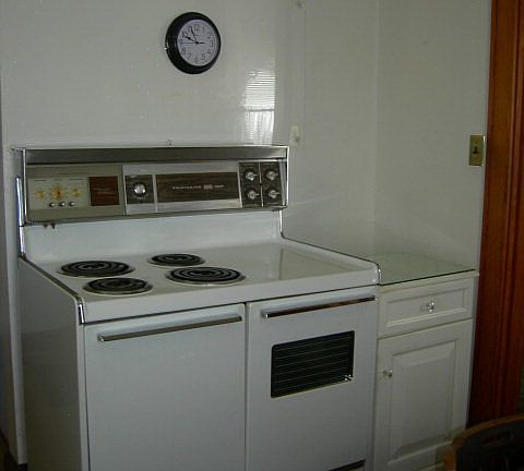 5th image of 2030 Sunset Dr