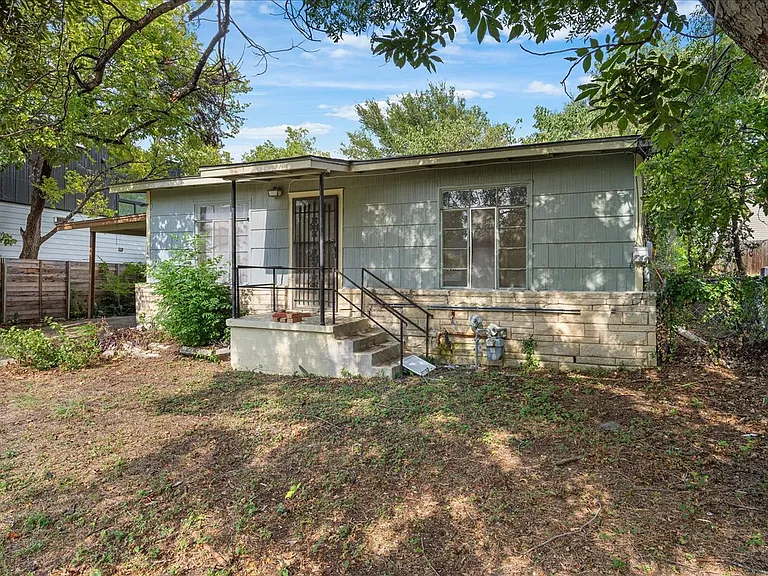 1409 Clifford Ave — Photo 2