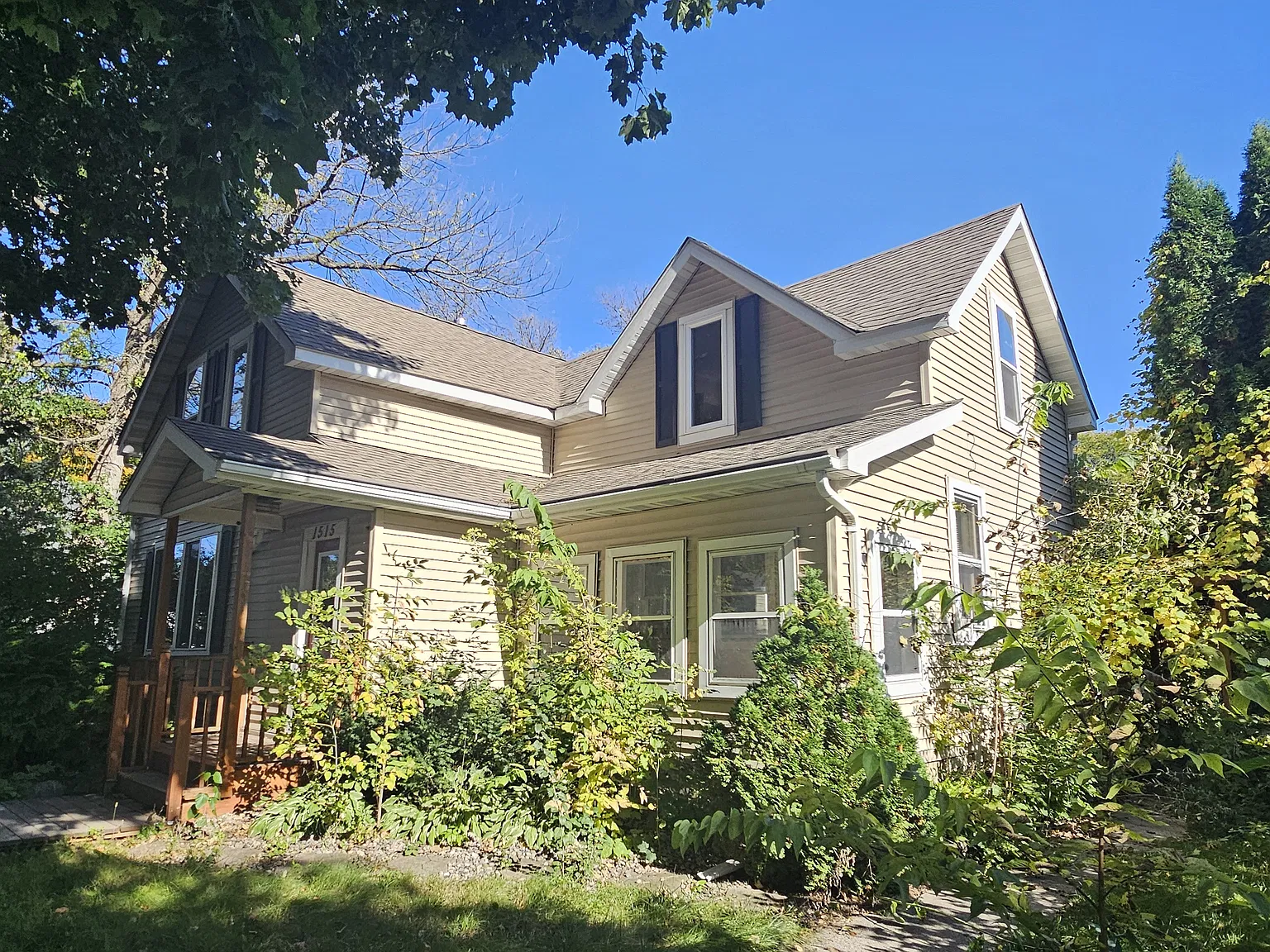 3 bed, 1905 sqft, $1,995 — Photo 3