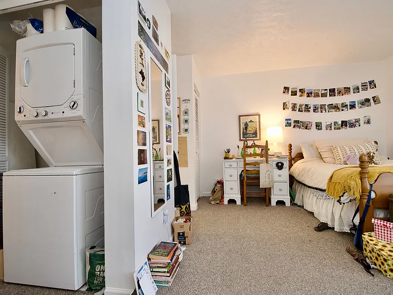 210 N Ross St #A — Photo 21