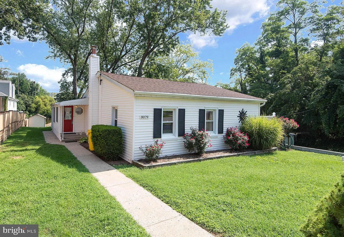 8079 Highview Rd photo 1