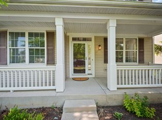 2739 Moraine Valley Rd, Wauconda, IL 60084