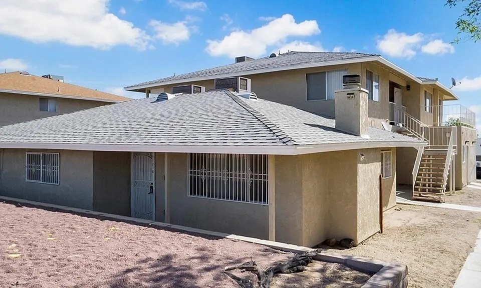 1121 Barstow Rd #C